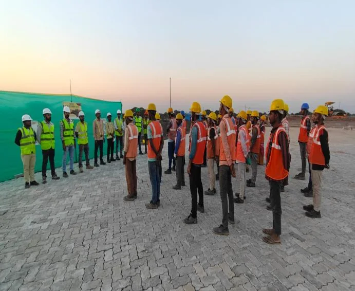 Site crew at the end of a shift