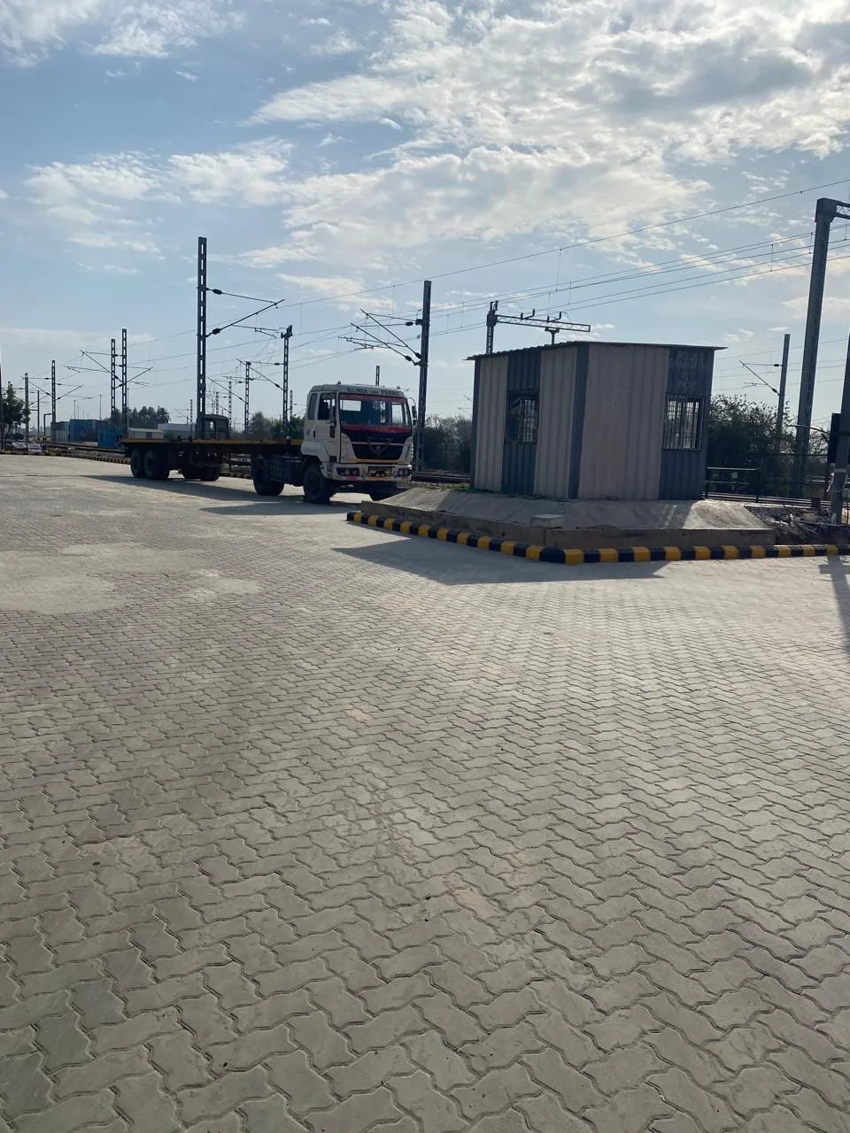 Trailer on the completed paved yard at the Nagpur ICD